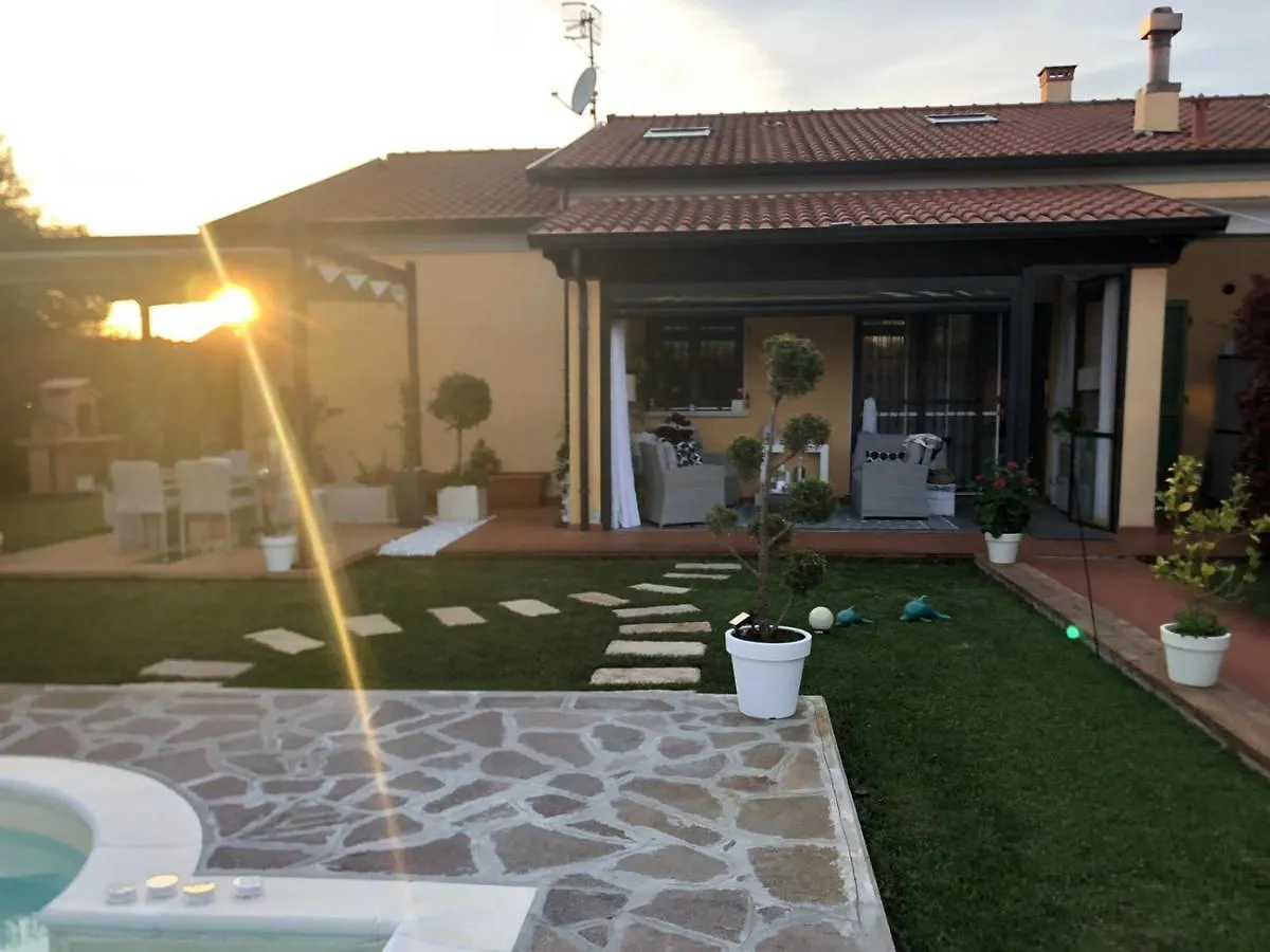 Rossodisera Sarzana